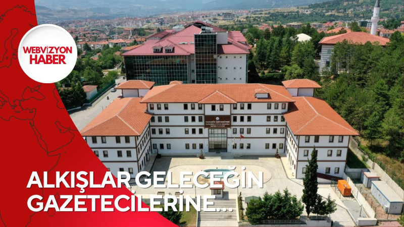 ALKIŞLAR GELECEĞİN GAZETECİLERİNE…