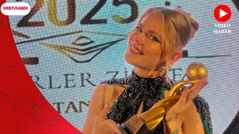 Anna Miadzvedzeva, 2025 Liderler Zirvesi’nde Göz Kamaştırdı