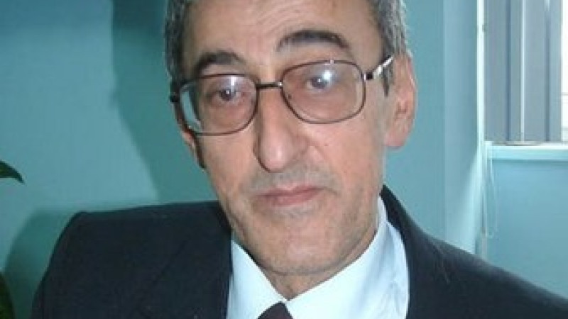 MUSTAFA AKAY